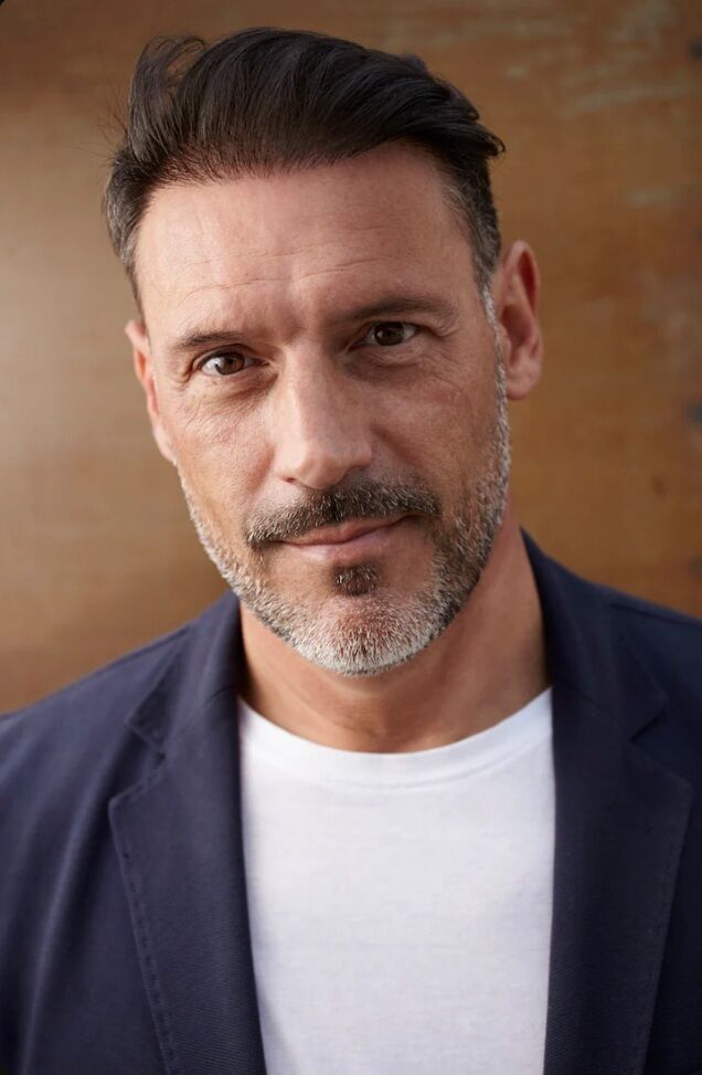  54401845  , 38 ,    -