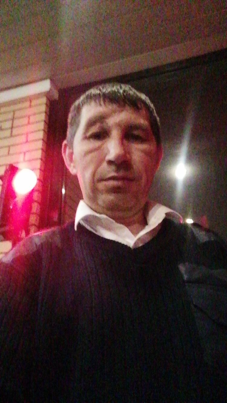  54118445  Alex, 41 ,    