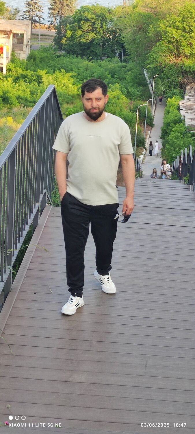  51942215  Turan, 32 ,    