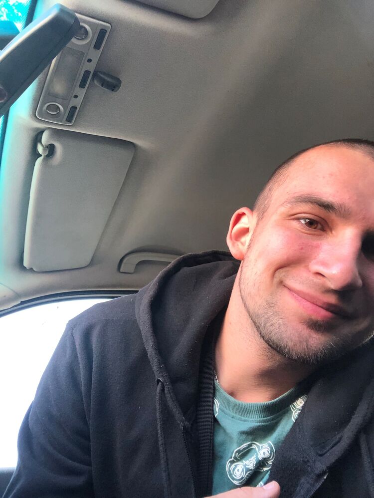  ,   Vlad, 25 ,   ,   