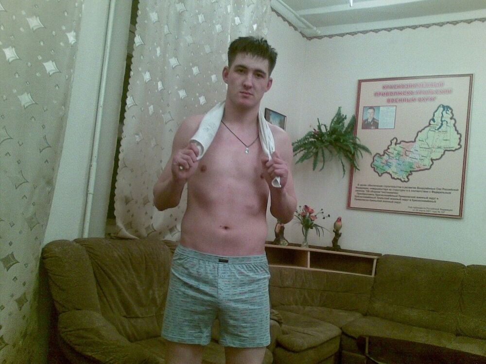  15943985  Andi, 36 ,    