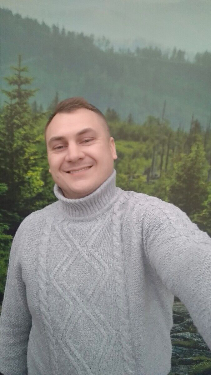  ,   Andrei Rusu, 35 ,   ,   , c 