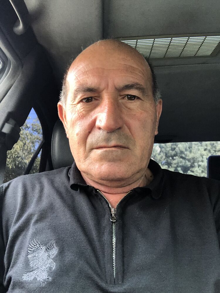  28604705  , 66 ,    