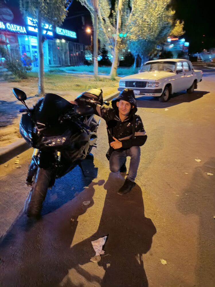  31612035  , 21 ,    