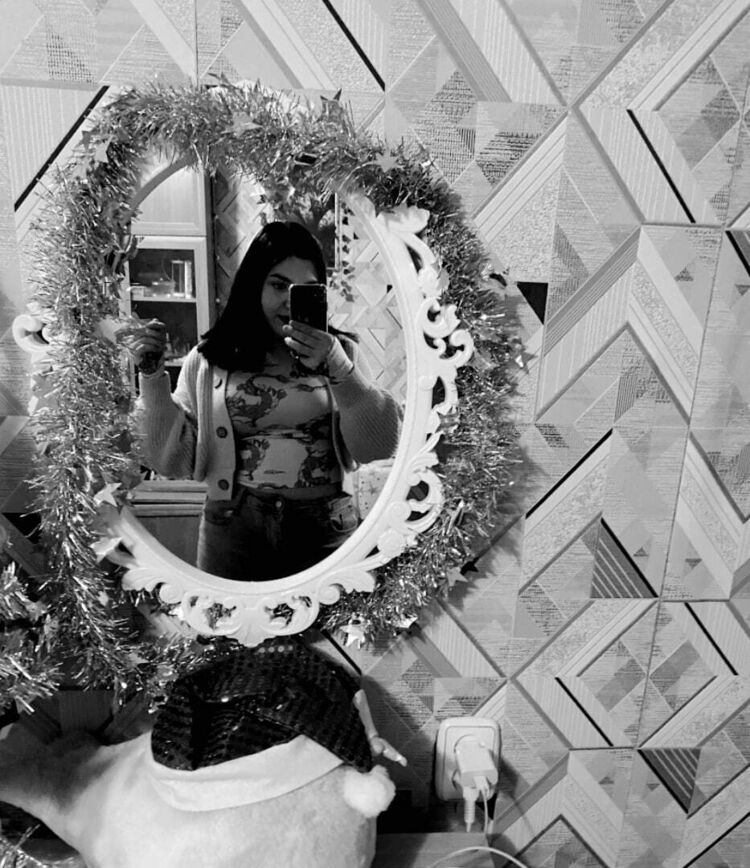  31817445  , 21 ,    -