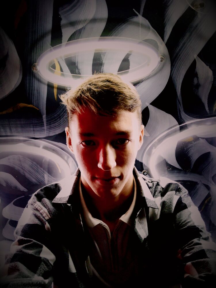 ���� 40282325 ����� ����, 20 ���, ���� ���������� � ������