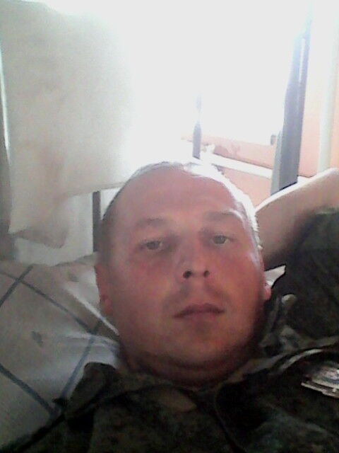  8088335  Vladimir, 40 ,    