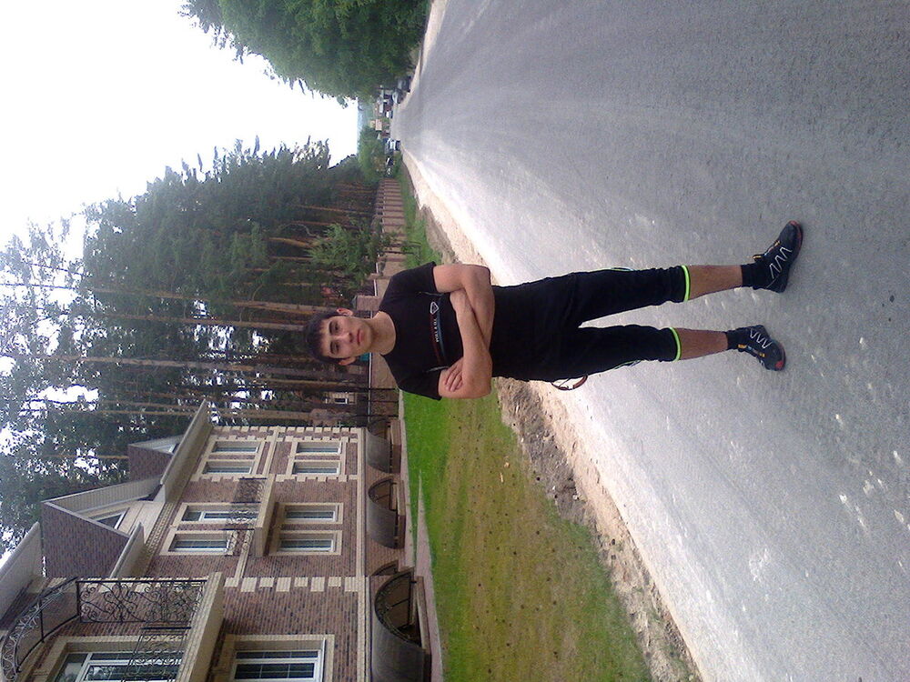  5072145  Mixail, 40 ,    