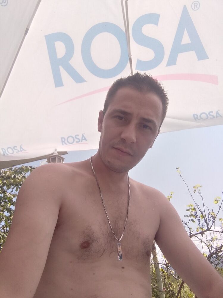  -,   Strahinja, 36 ,   ,   , c 