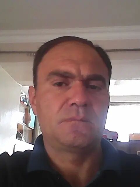  28987445  , 37 ,    