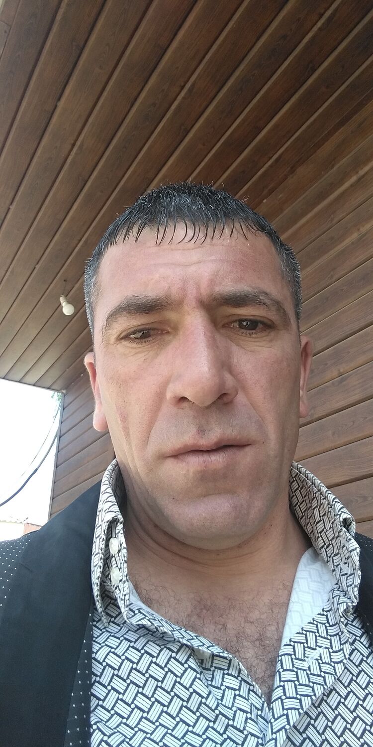  26361475  Artur, 101 ,    