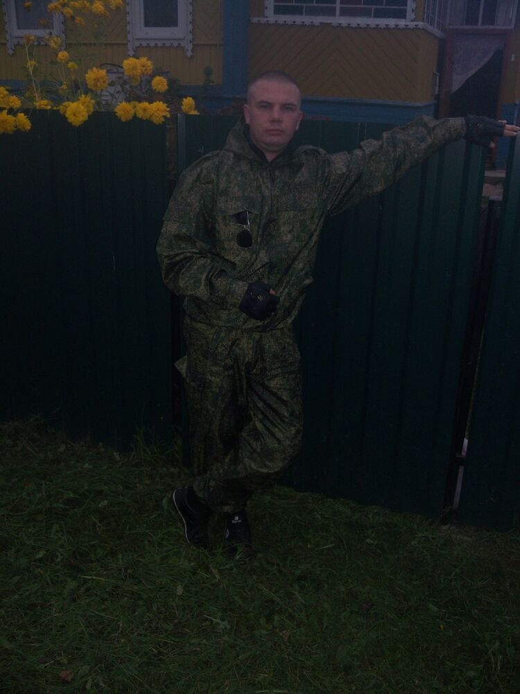  9847525  , 40 ,    