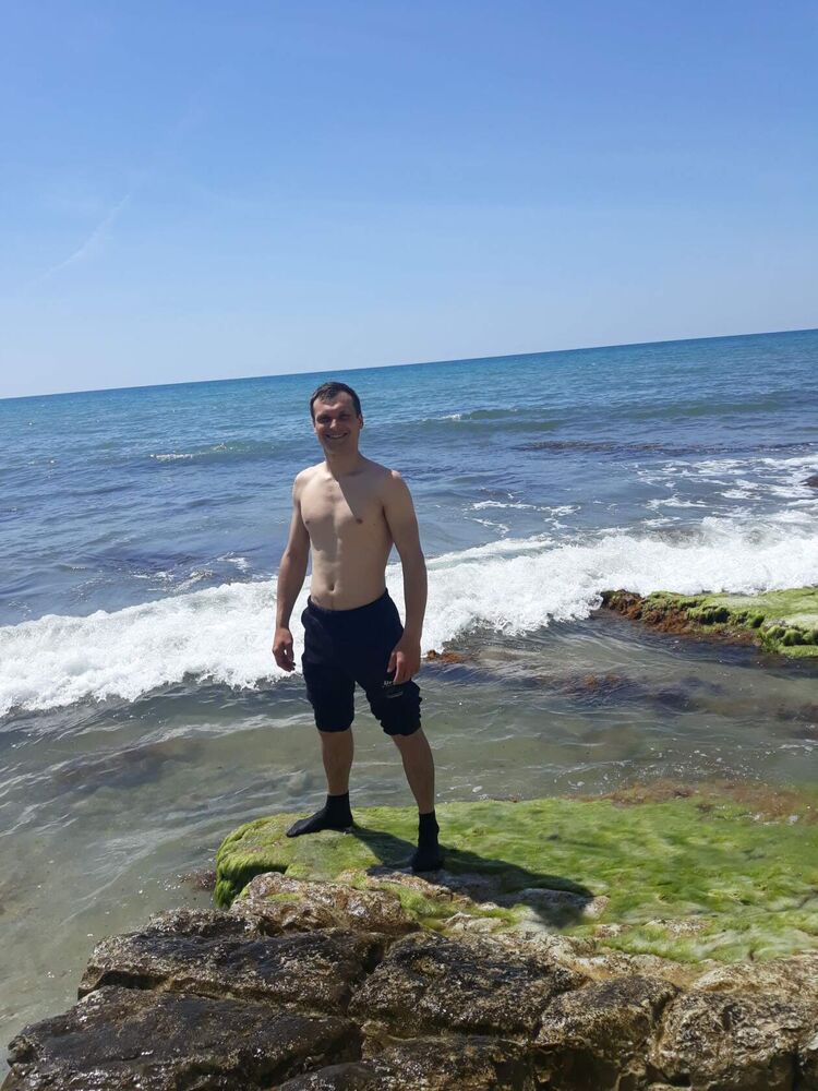  44735605  , 32 ,    