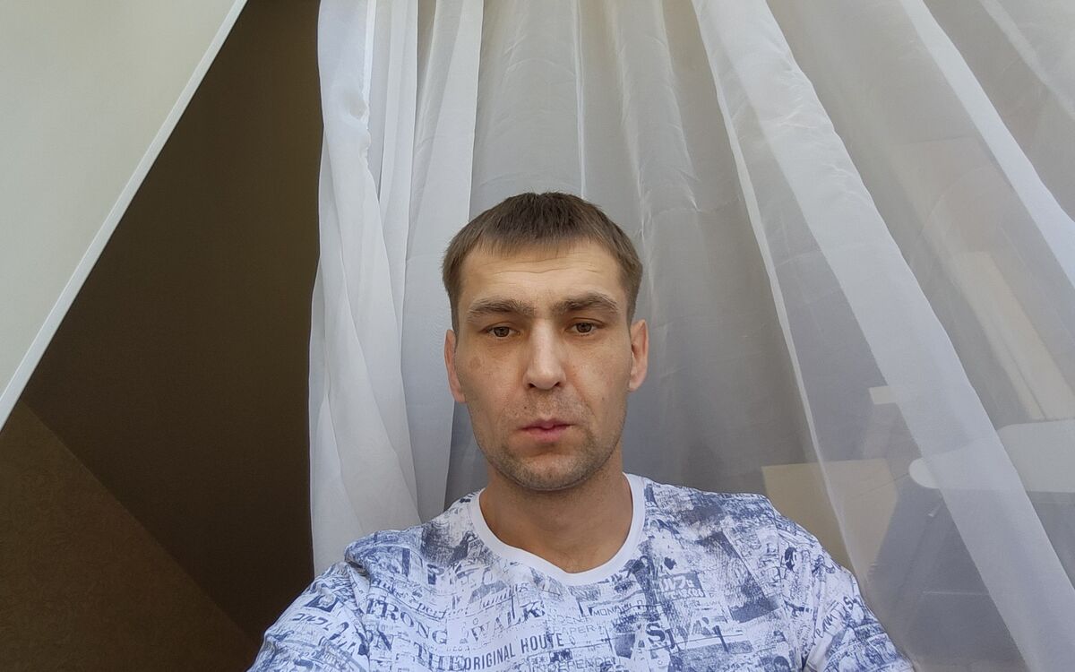  43522085  , 37 ,    