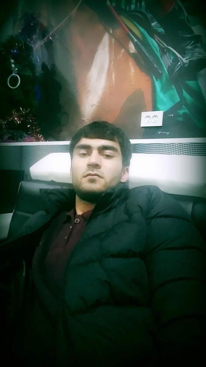  11470935  Farhod, 31 ,    