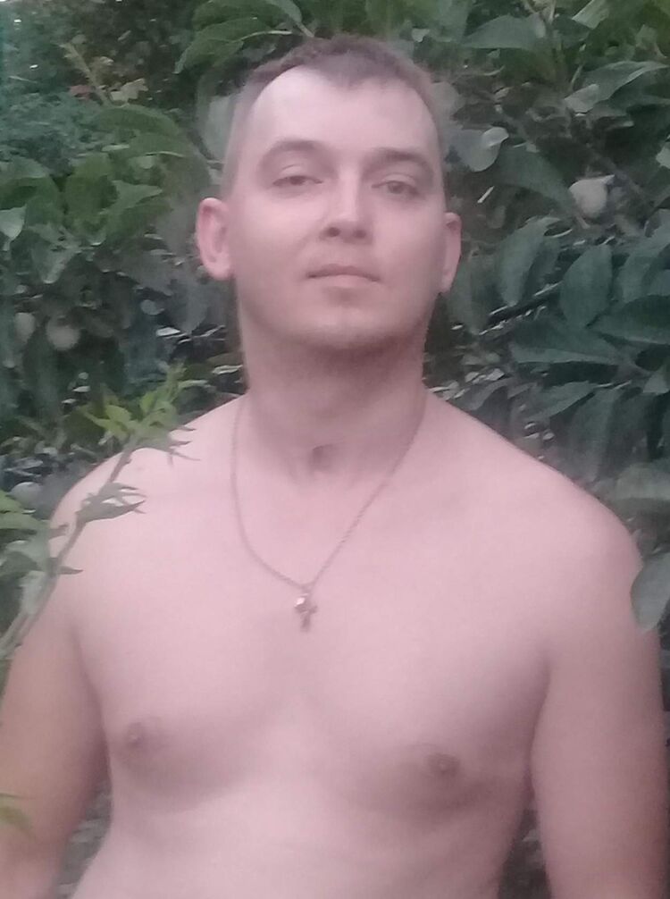  48106435  , 40 ,    
