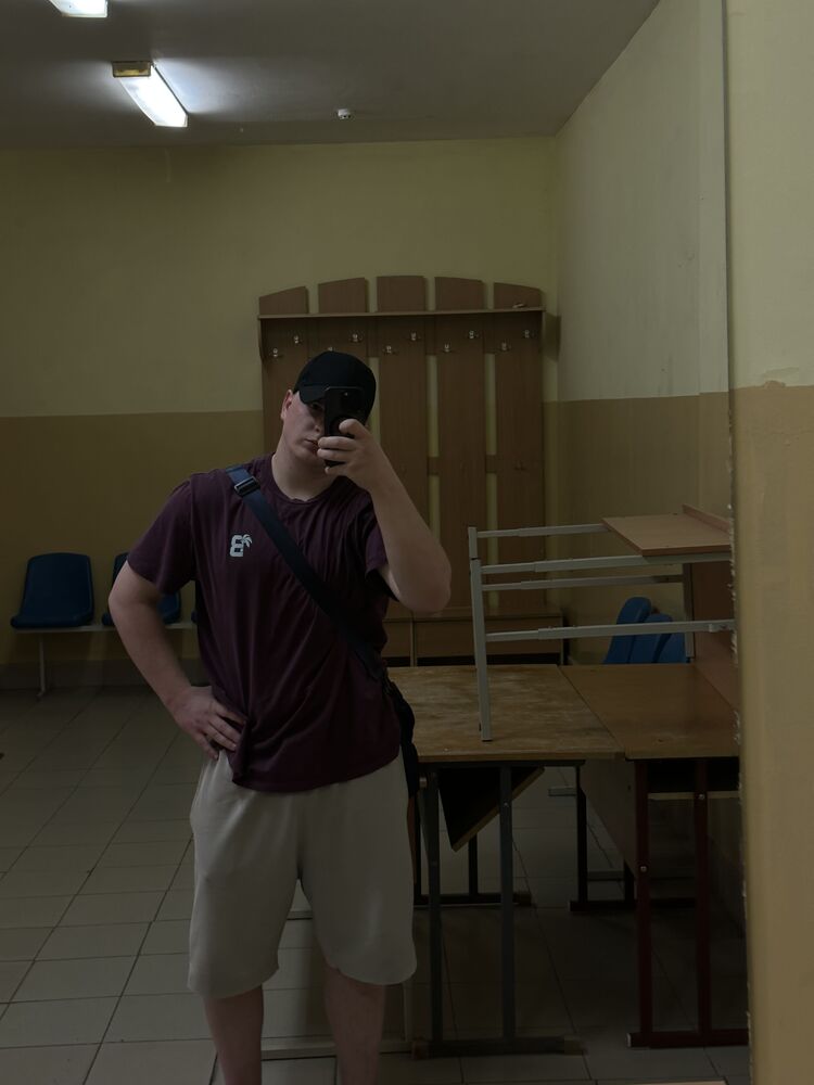  ,   Denis, 24 ,   ,   , c , 