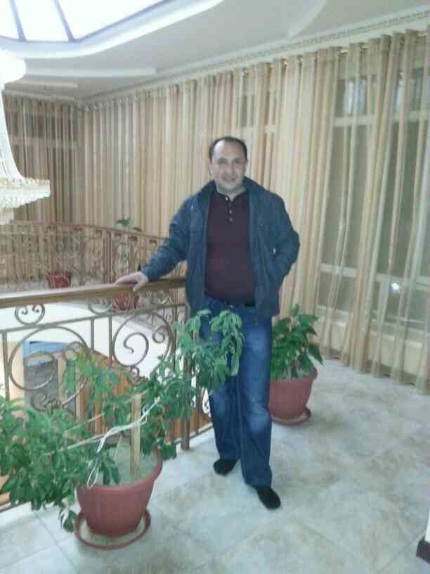  ,   Sanjar, 44 ,  