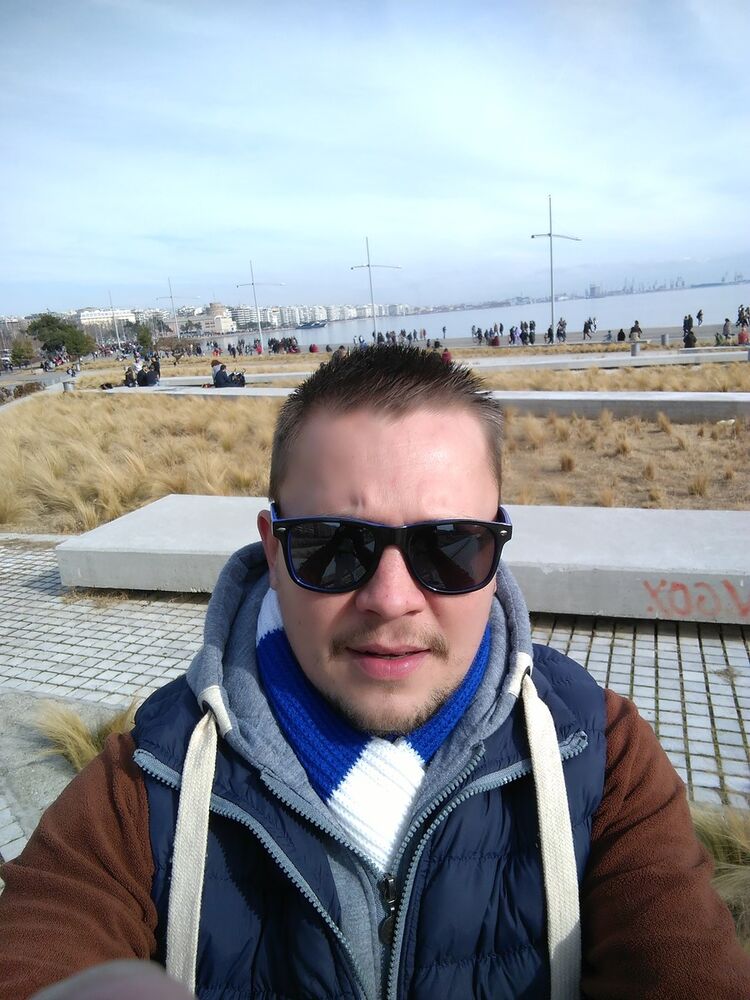  ,   Jklfsdfhj, 30 ,   
