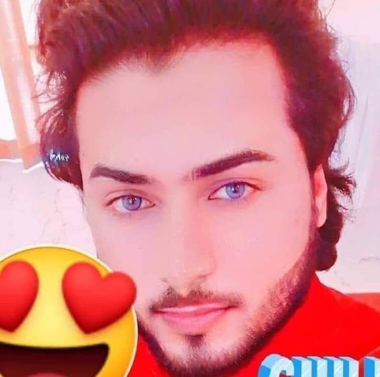  ,   Julian, 29 ,   ,   