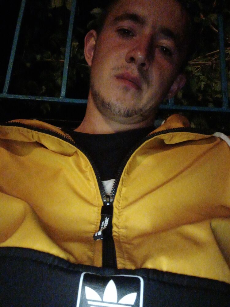  23743955  , 28 ,    