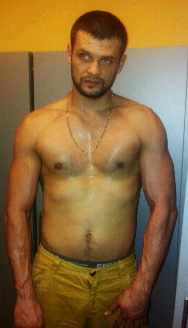  ,   Miroslav, 42 ,   ,   , c 