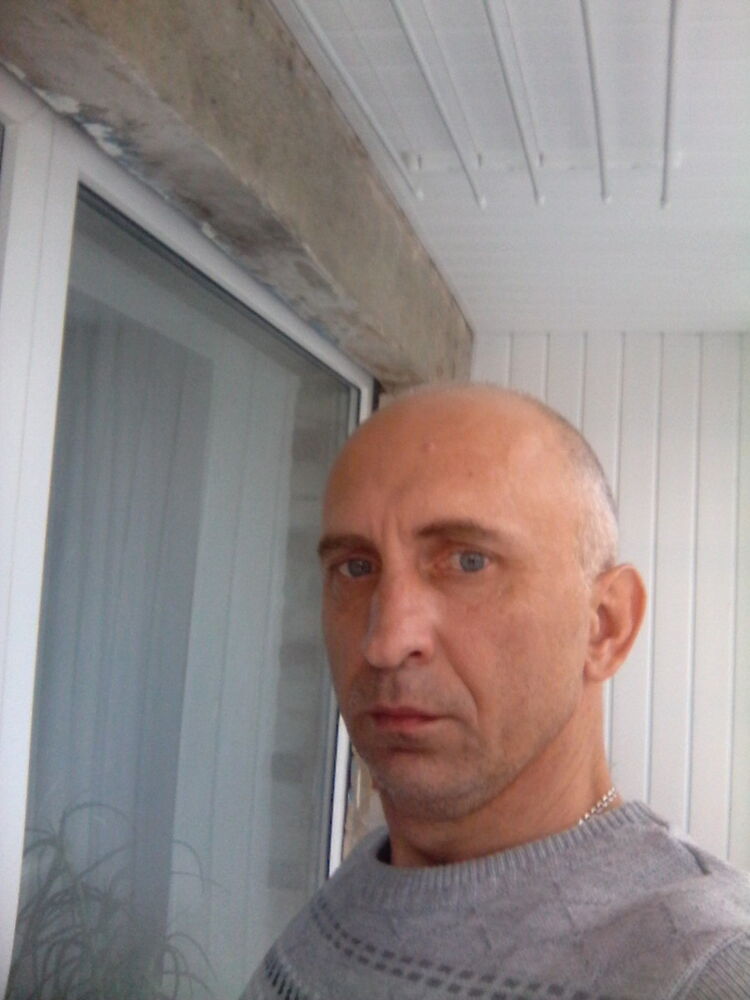  8618885  , 49 ,    