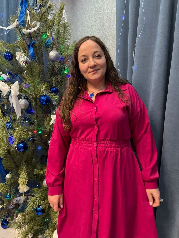  51827465  Anett, 42 ,    