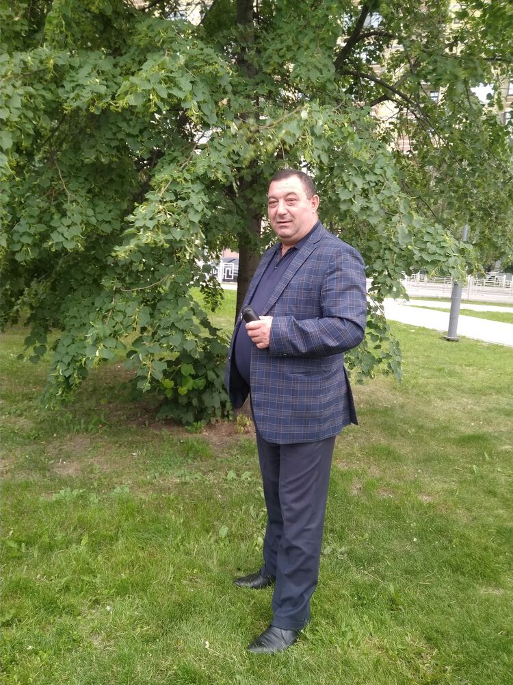  ,   Edmon, 58 ,   ,   