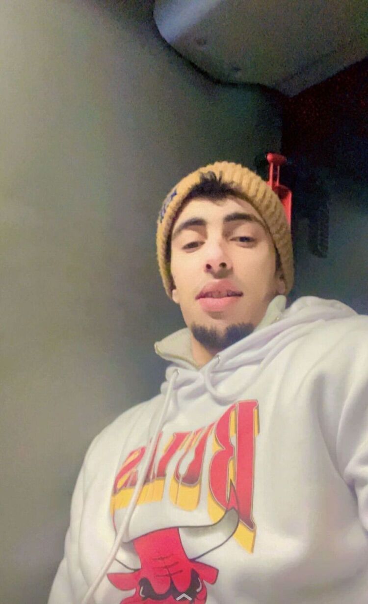  34671905  Hamzah, 31 ,    