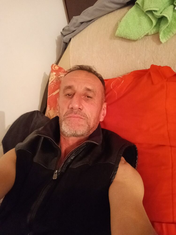  37806775  , 50 ,    