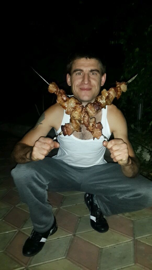  6706515  Ruslan, 40 ,    