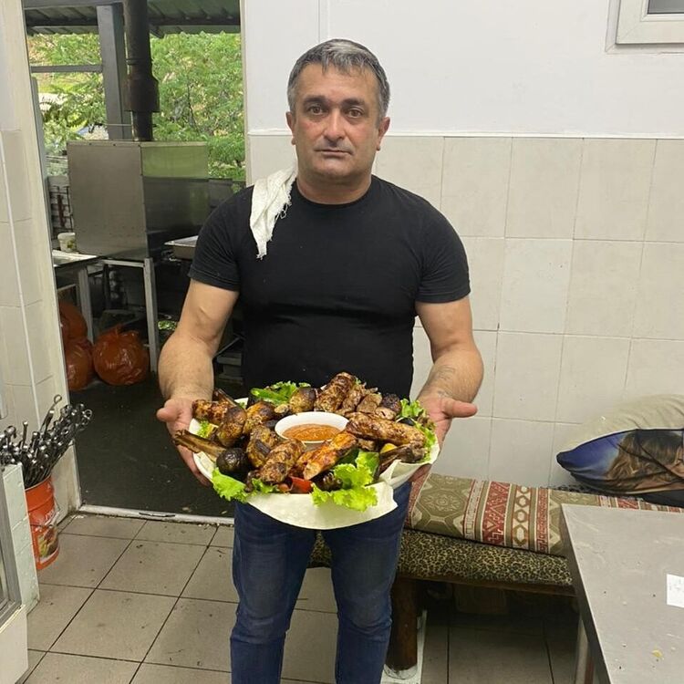  42658645  Qaqulya, 51 ,    