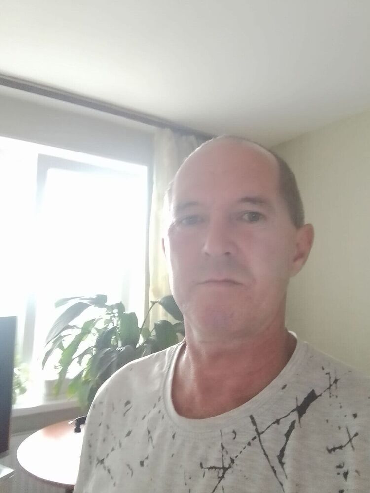  35225505  , 46 ,    