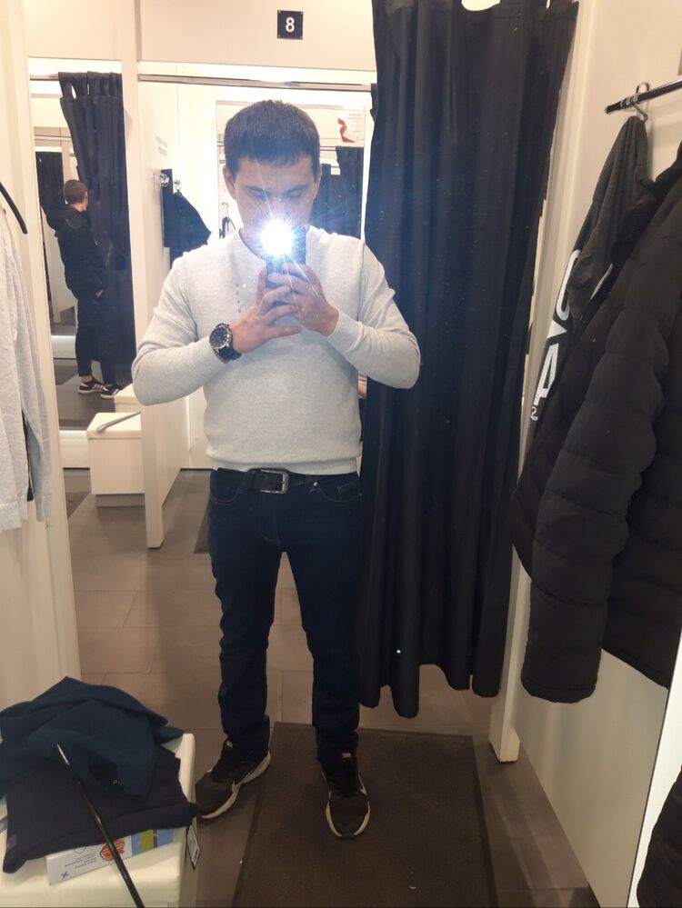 ,   Anton, 29 ,   ,   