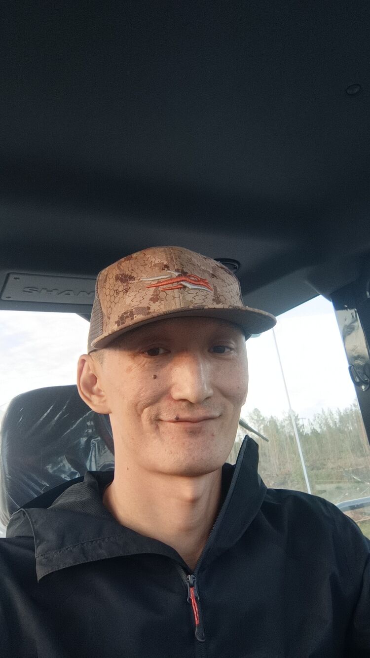  53125685  Vladislav, 37 ,    