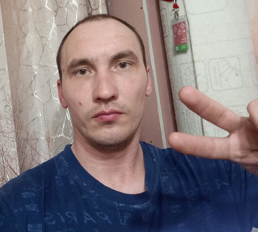  43174835  , 25 ,    -