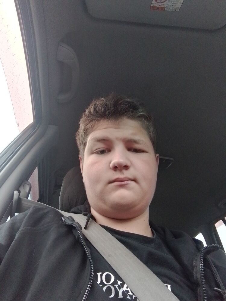  45638535  , 19 ,    