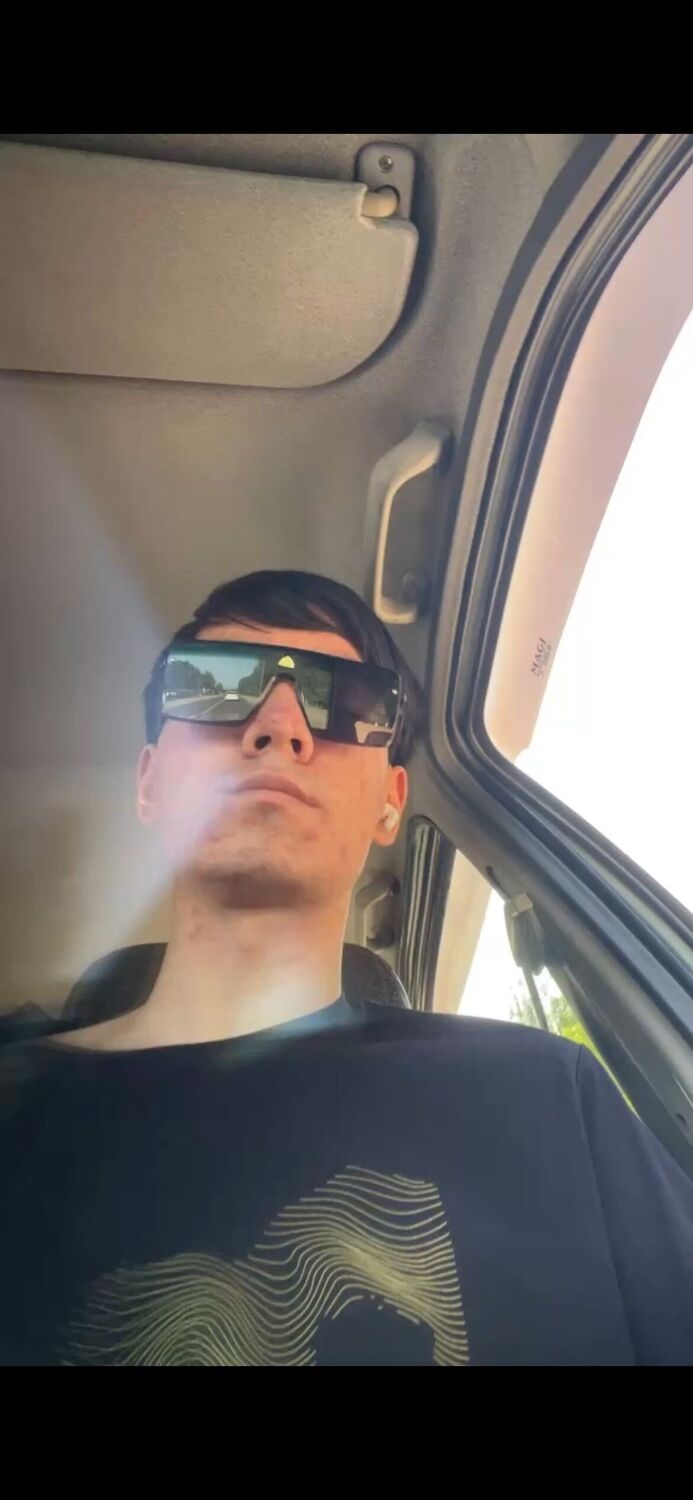  ,   Ravshan, 19 ,   ,   