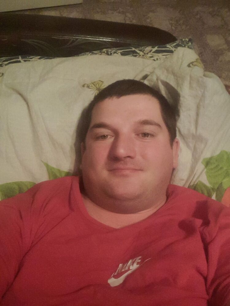  39702745  Vladimir, 36 ,    
