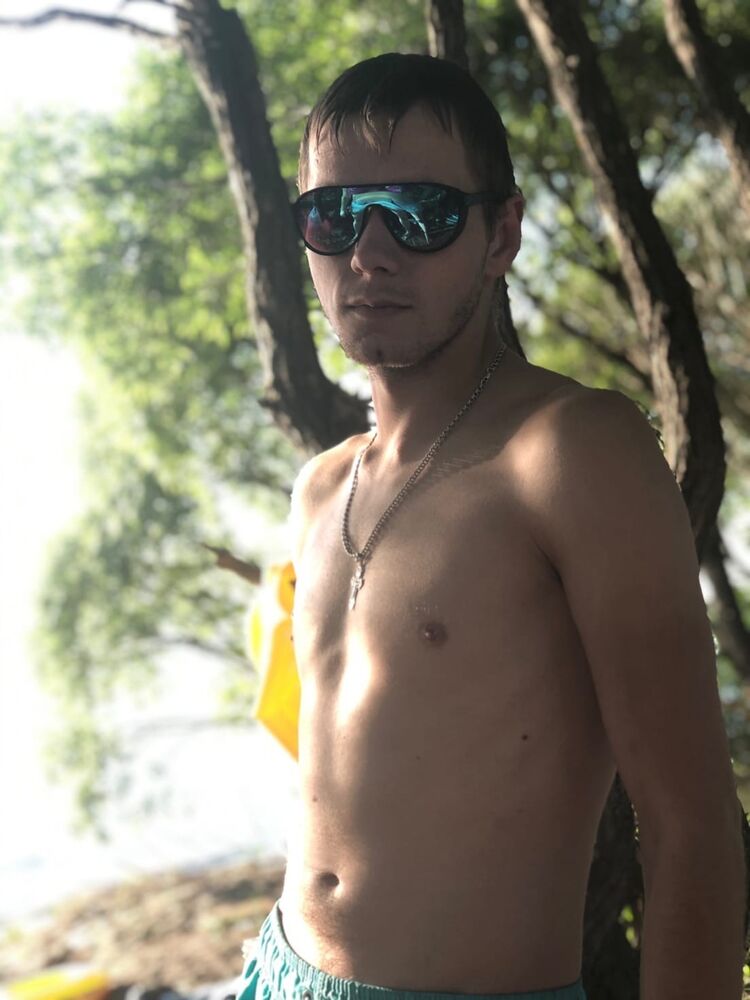  26739065  Kirill, 32 ,    