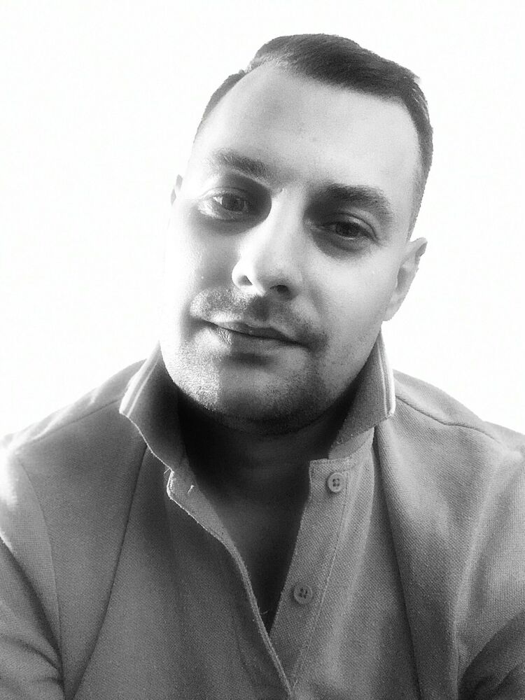  43631115  Ruslan, 37 ,    