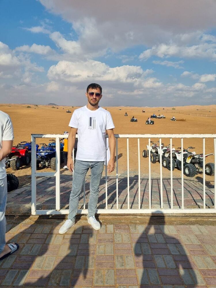  45518565  Ravshan, 38 ,    