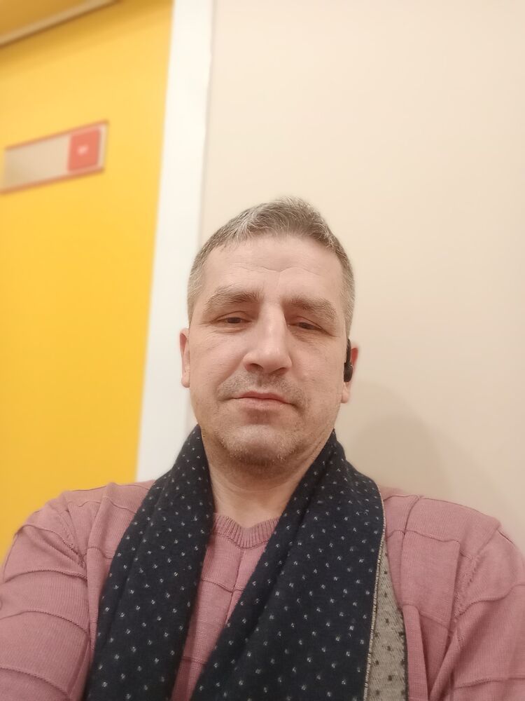  53317185  , 46 ,    