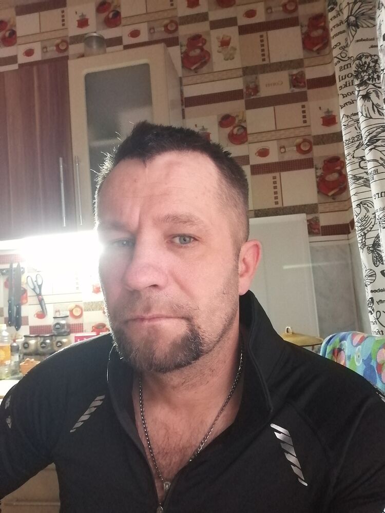  53744305  , 40 ,    