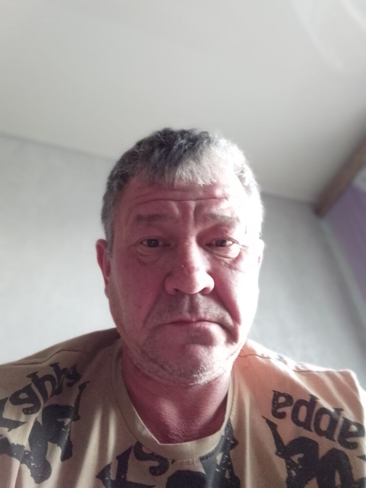  35438735  , 52 ,    
