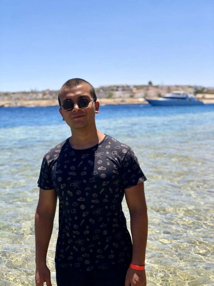  24834285  Ruslan, 31 ,    