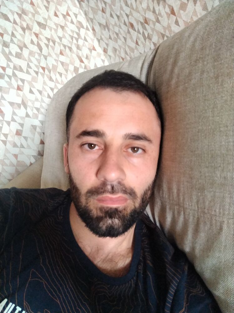  ,   Farid, 35 ,   ,   