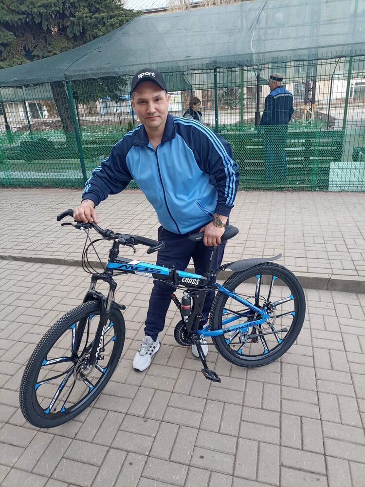  ,   Stas, 43 ,   c 