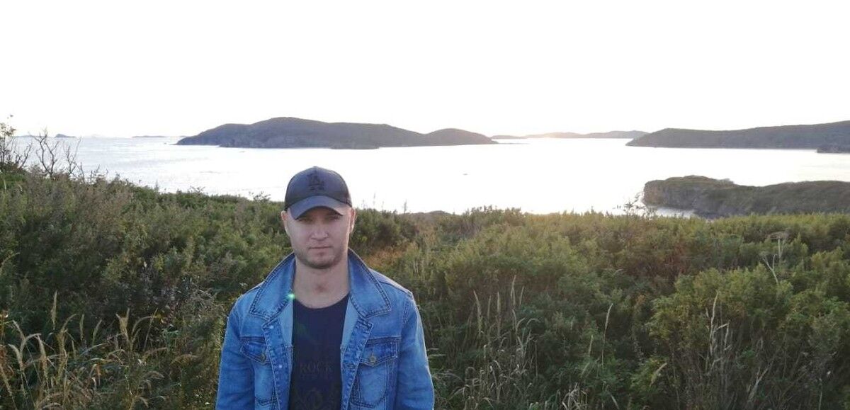  ,   Dmitrii, 40 ,   ,   , c 